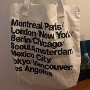 American Apparel cities tote